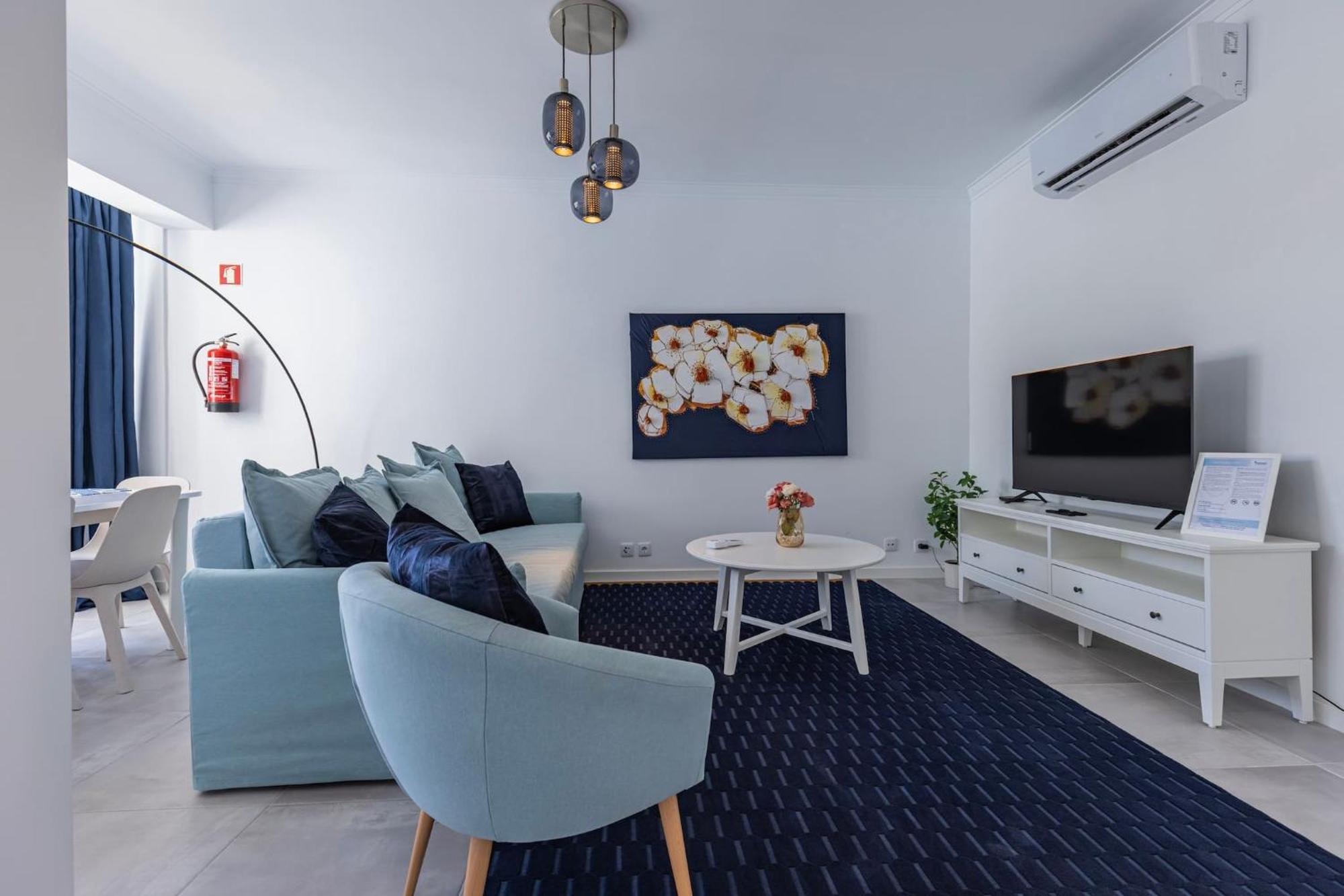Urban Elegance Apartment Алмада Екстер'єр фото