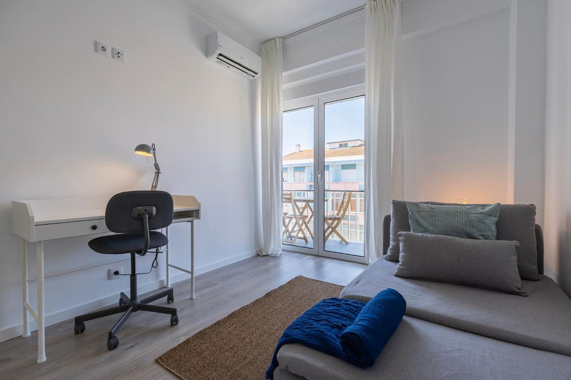 Urban Elegance Apartment Алмада Екстер'єр фото
