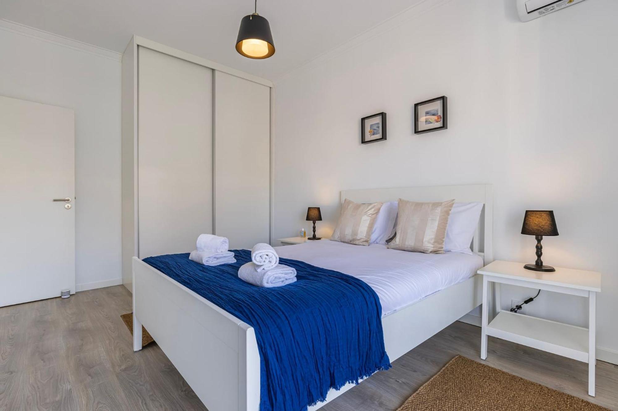 Urban Elegance Apartment Алмада Екстер'єр фото
