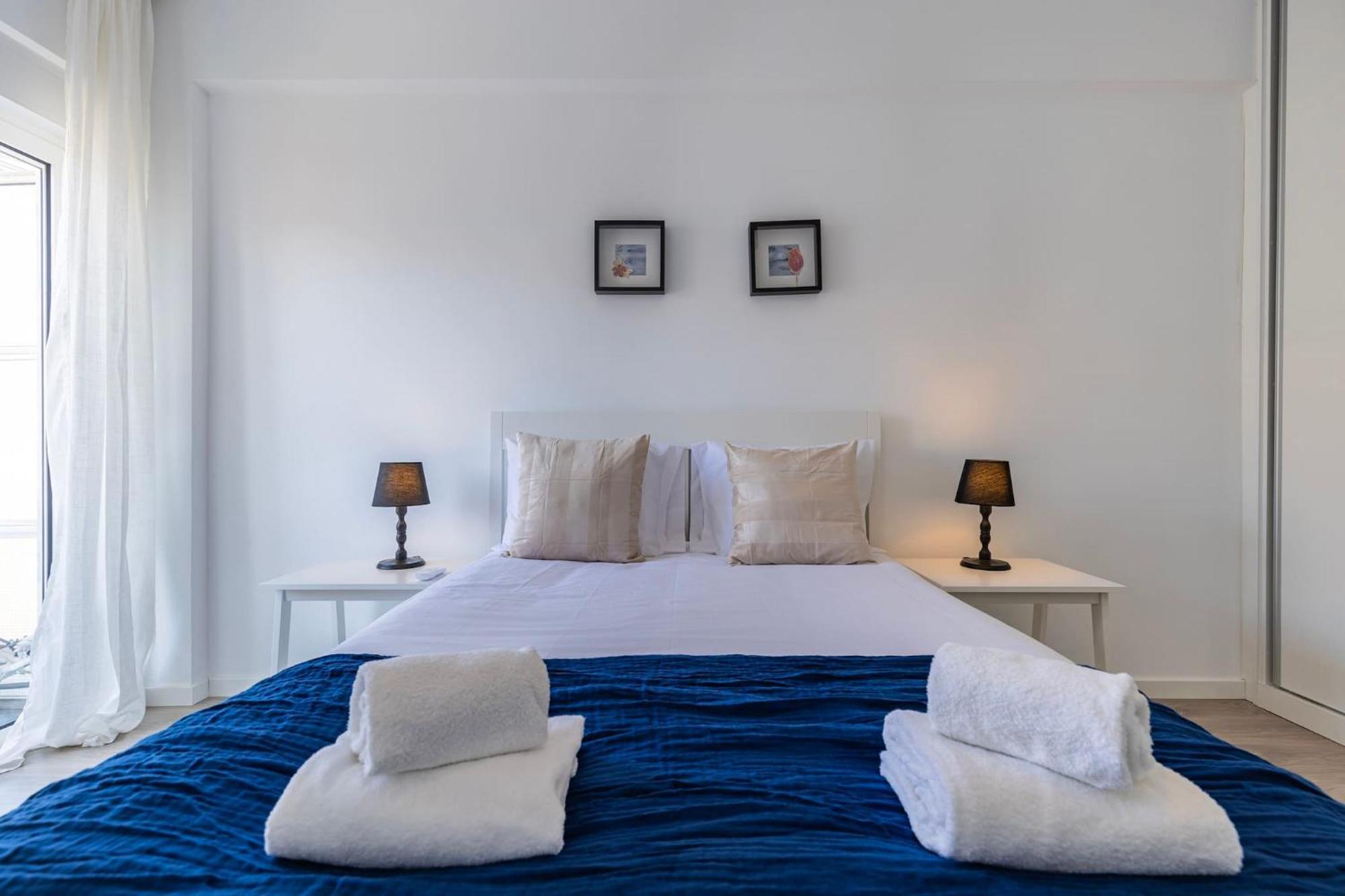 Urban Elegance Apartment Алмада Екстер'єр фото