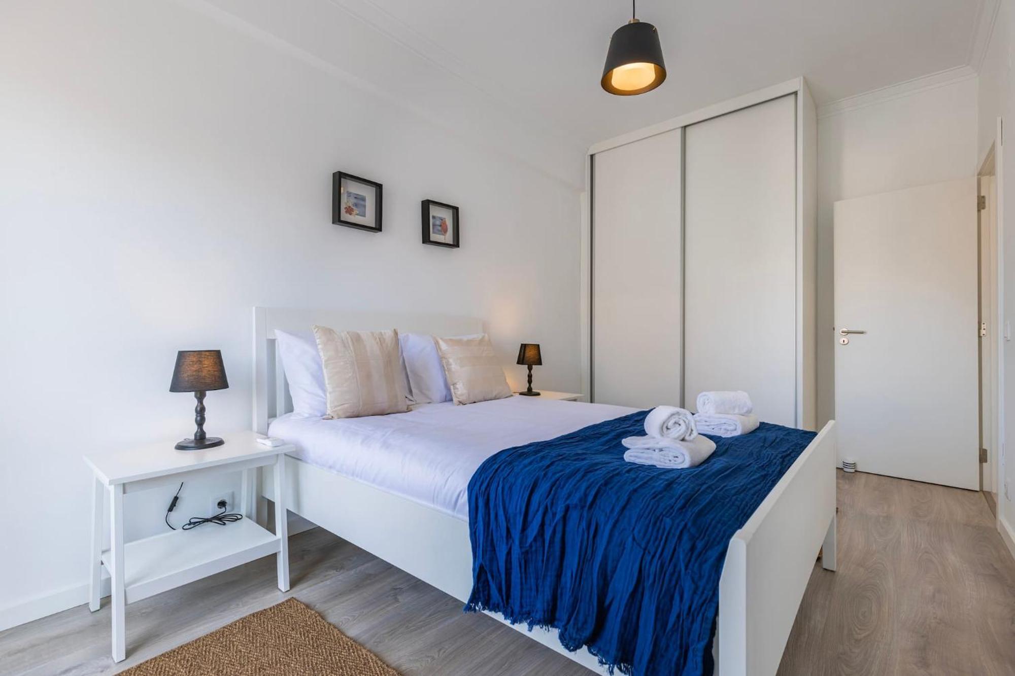 Urban Elegance Apartment Алмада Екстер'єр фото