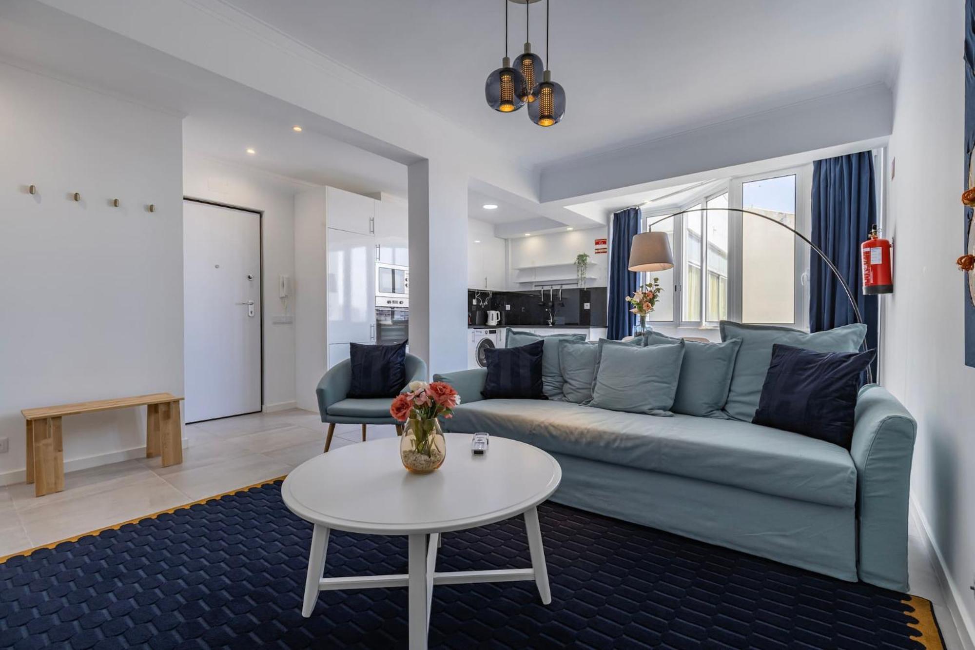 Urban Elegance Apartment Алмада Екстер'єр фото